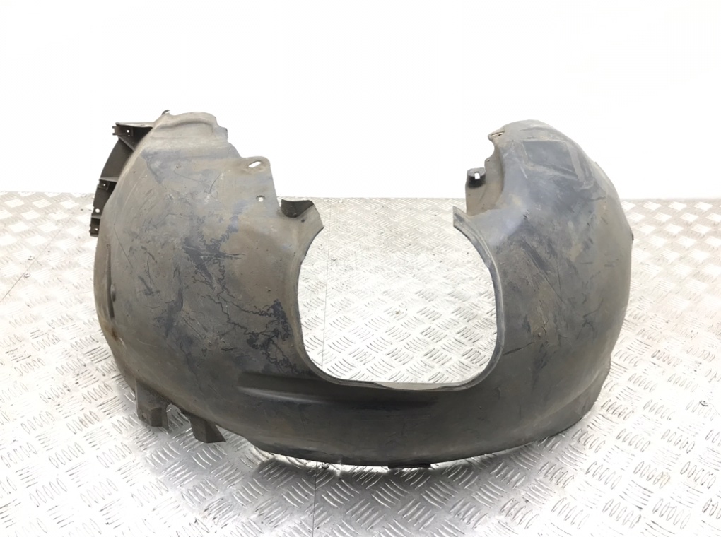 Защита арок передняя левая (подкрылок) для Ford Focus, 2008 г. 1.6 TDCi дизель б/у