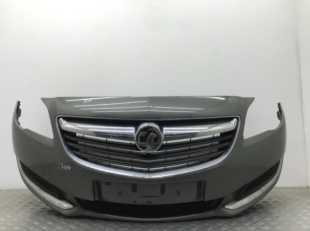 Бампер передний для Opel Insignia, 2017 г. 1.6 CDTi дизель б/у