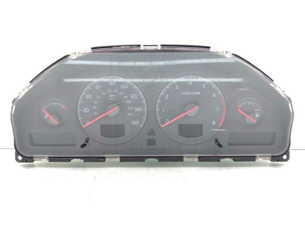 Щиток приборов (приборная панель) для Volvo S80, 1999 г. 2.4 i бензин б/у