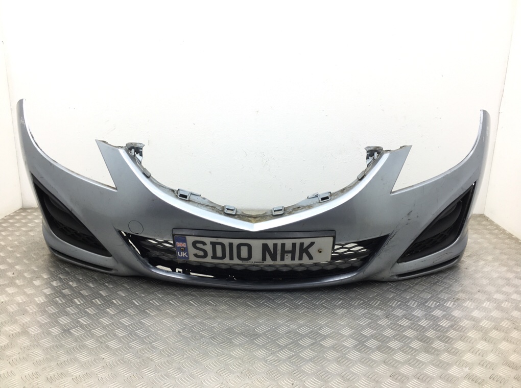 Бампер передний для Mazda 6, 2010 г. 1.8 i бензин б/у