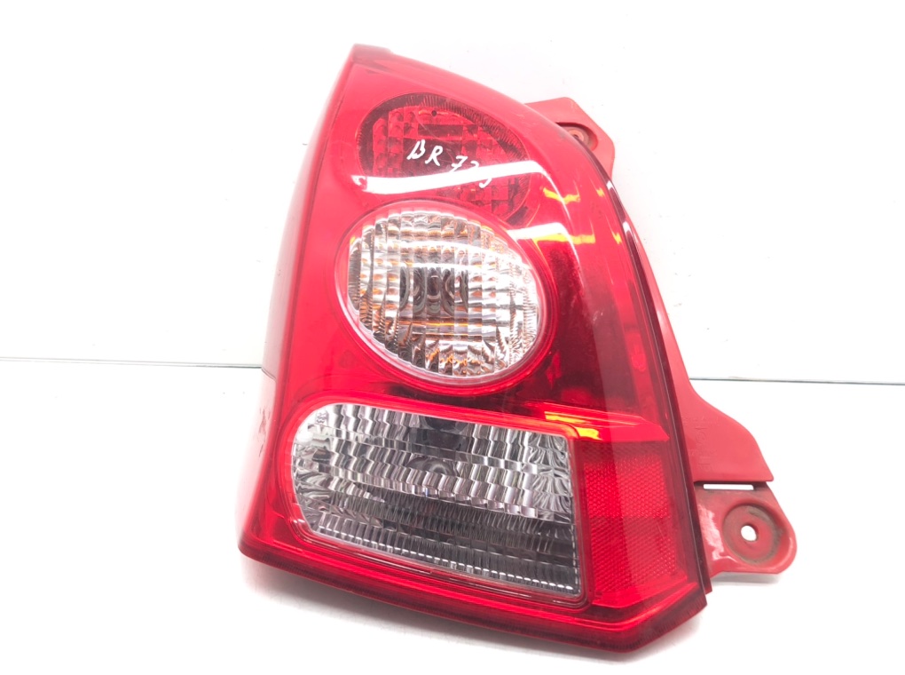 Фонарь задний левый для Suzuki Alto, 2009 г. 1.0 i бензин б/у