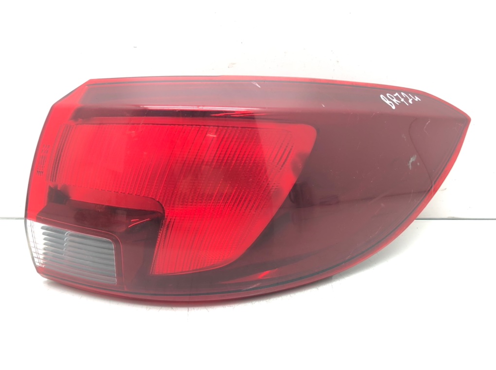 Фонарь задний правый для Opel Astra, 2017 г. 1.6 CDTi дизель б/у