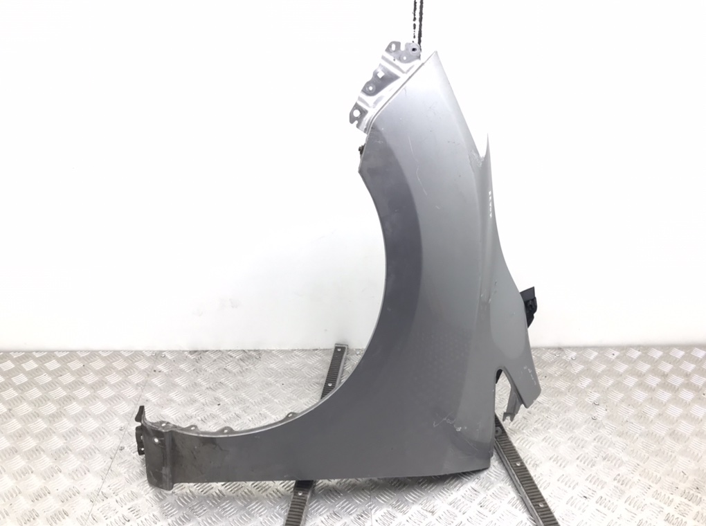 Крыло переднее левое для Mazda 5, 2014 г. 1.6 TD дизель б/у