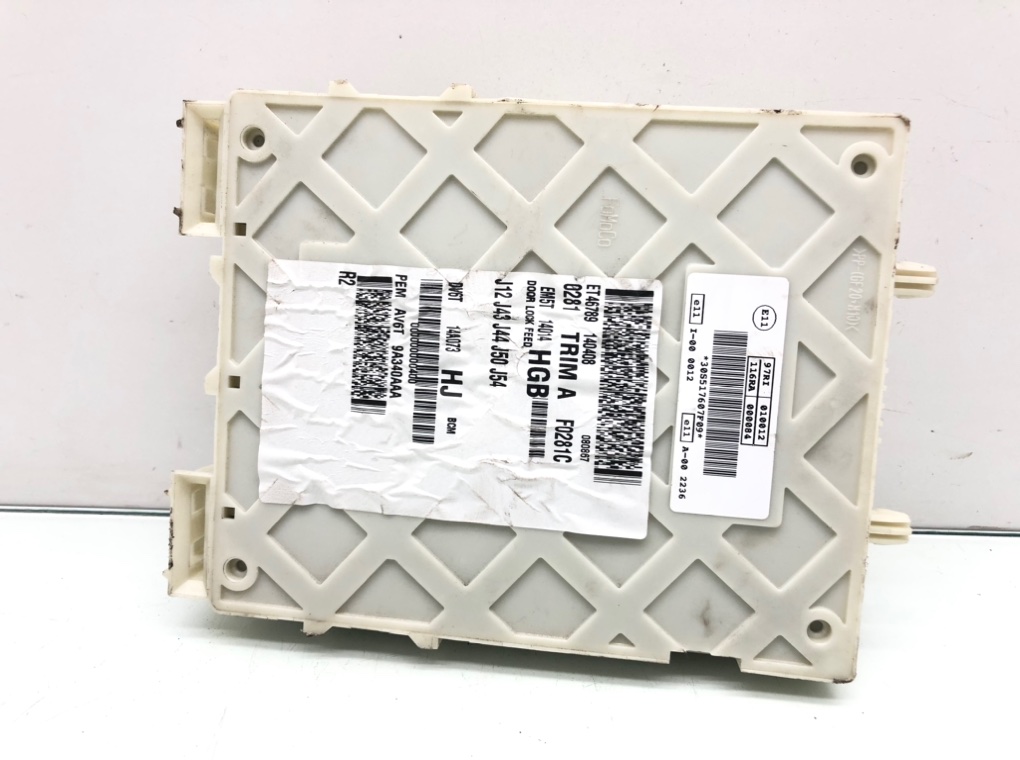 Блок предохранителей для Ford Focus, 2014 г. 1.6 TDCi дизель б/у — фото 3
