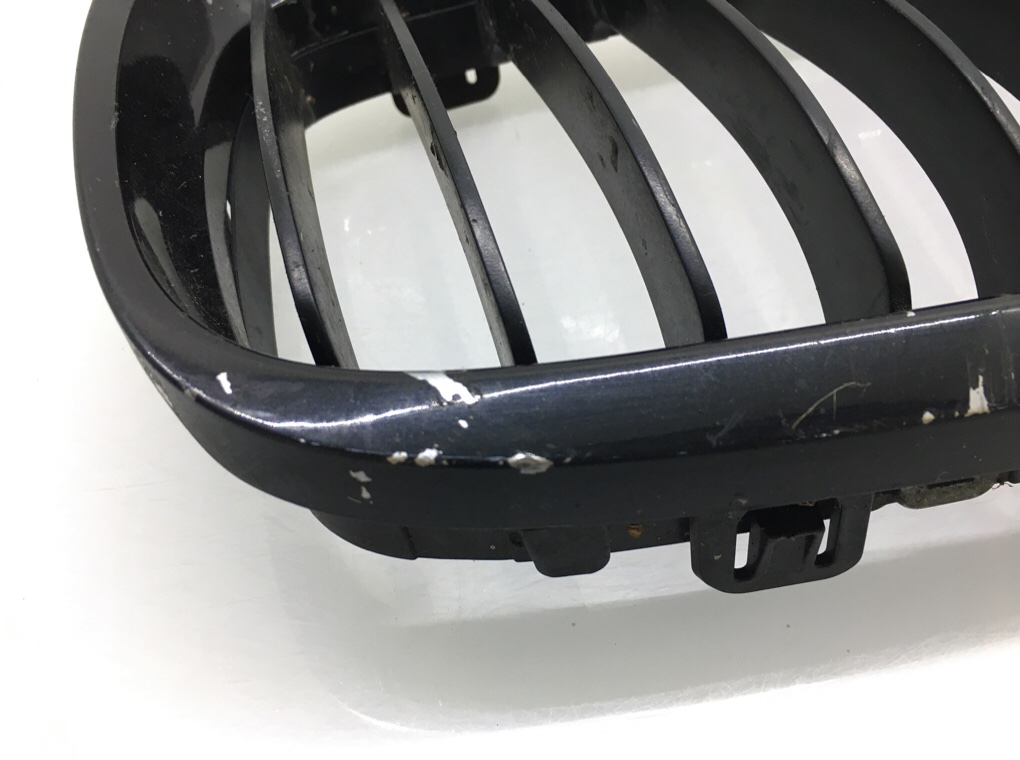 Решетка радиатора для BMW 3 E90/E91/E92/E93, 2005 г. 2.5 i бензин б/у — фото 6