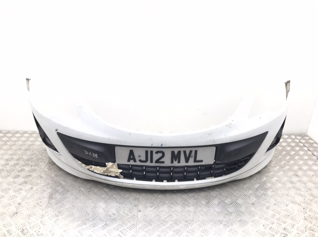 Бампер передний для Opel Corsa, 2012 г. 1.2 i бензин б/у