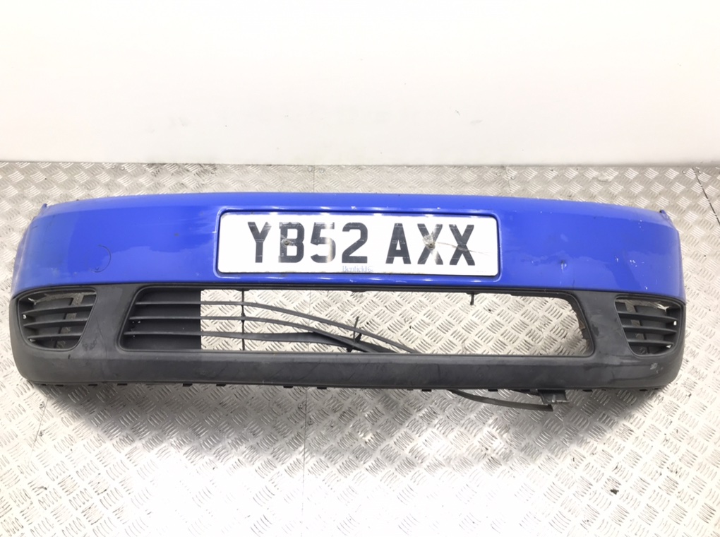 Бампер передний для Ford Fiesta, 2002 г. 1.3 i бензин б/у