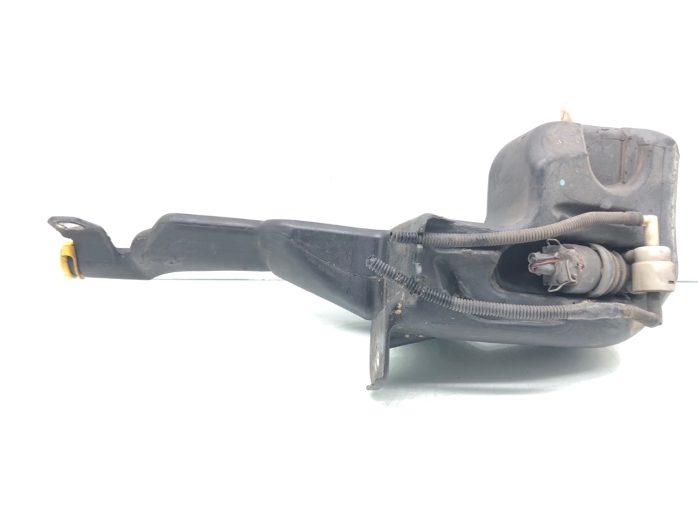 Бачок омывателя для Opel Astra, 2006 г. 1.9 CDTi дизель б/у — фото 3
