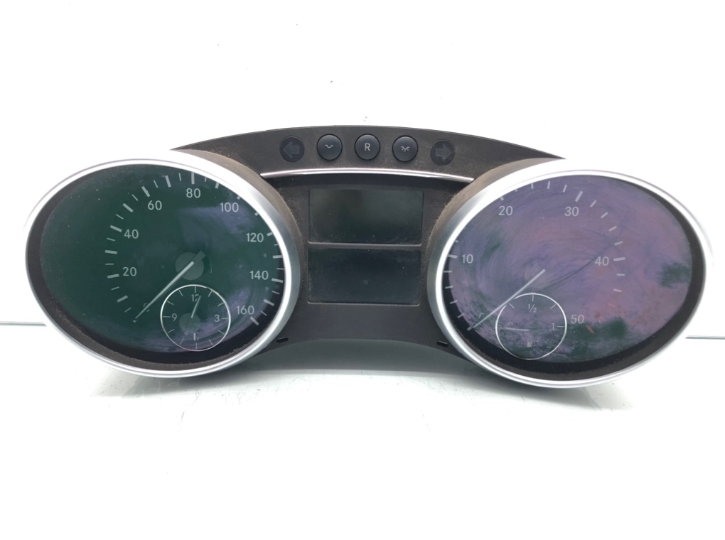 Щиток приборов (приборная панель) для Mercedes ML W164, 2006 г. 3.0 CDi дизель б/у