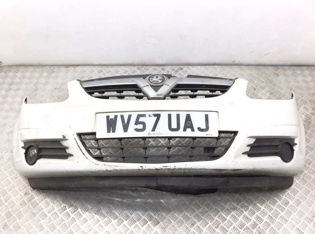Бампер передний для Opel Corsa, 2007 г. 1.3 CDTi дизель б/у