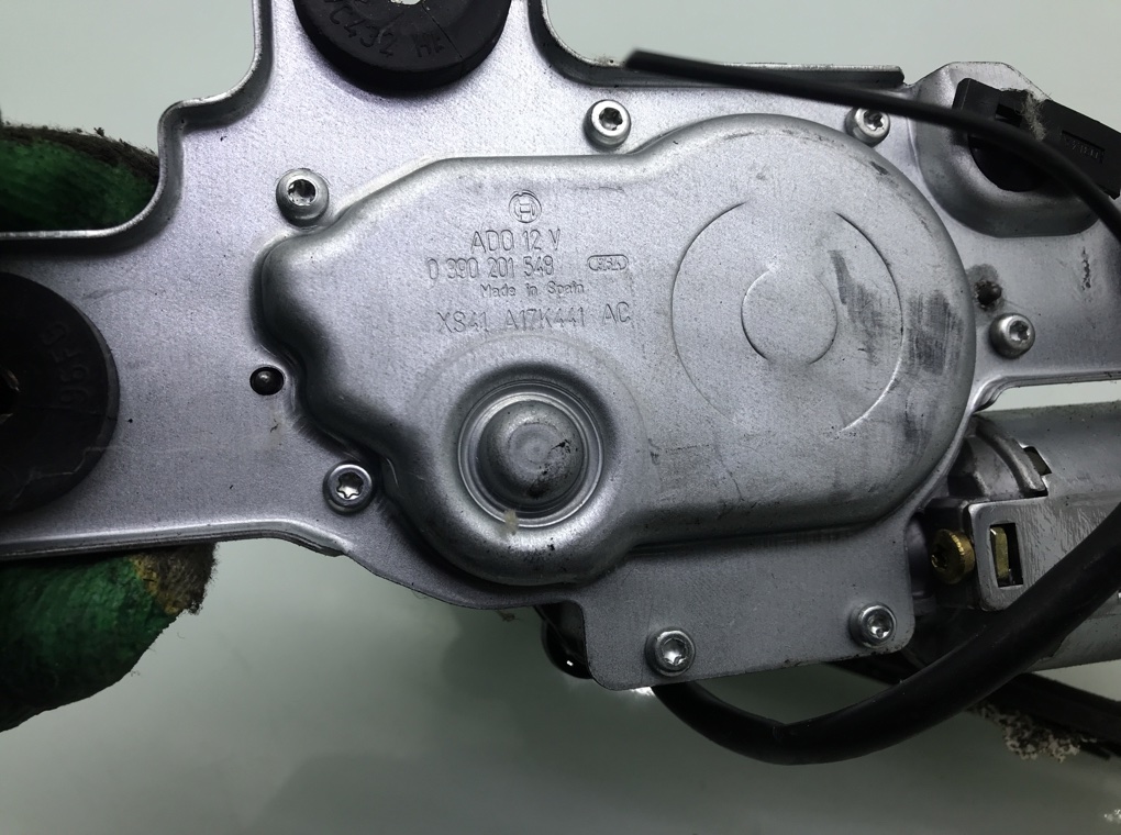 Моторчик заднего стеклоочистителя (дворника) для Ford Focus, 2004 г. 1.8 TDCi дизель б/у — фото 5