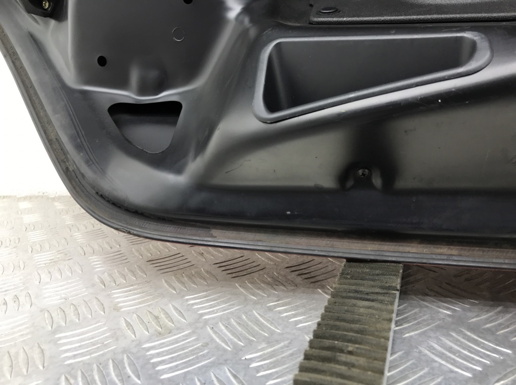 Крышка багажника для Mercedes SLK R170, 1998 г. 2.3 i бензин б/у — фото 4