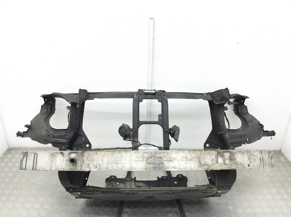 Панель передняя (телевизор) для Mercedes ML W164, 2006 г. 3.0 CDi дизель б/у
