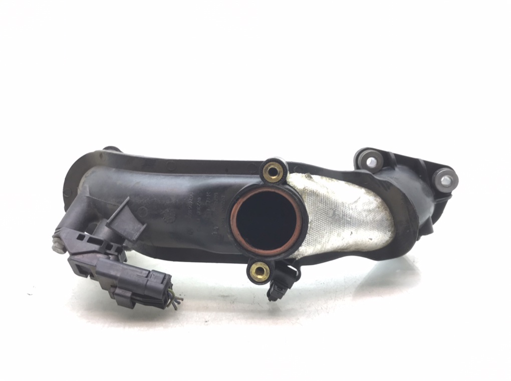 Патрубок впускного коллектора для Ford Focus, 2015 г. 1.5 TDCi дизель б/у — фото 3