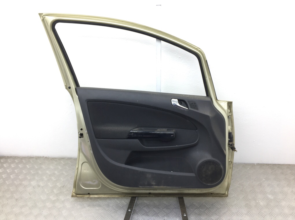 Дверь передняя левая для Opel Corsa, 2007 г. 1.2 i бензин б/у — фото 4