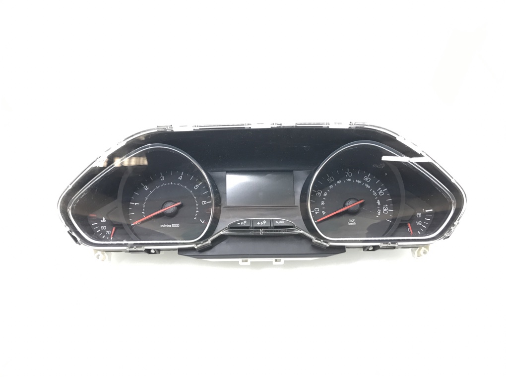 Щиток приборов (приборная панель) для Peugeot 208, 2013 г. 1.0 i бензин б/у