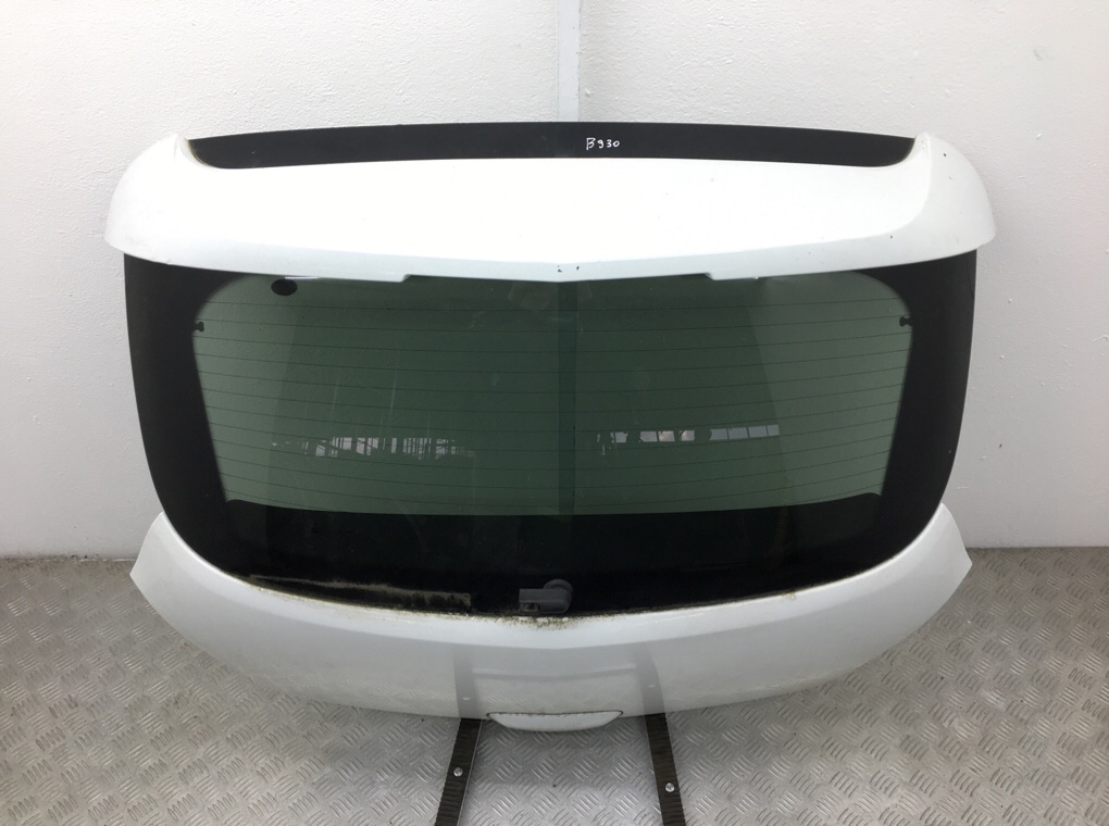 Крышка багажника для Opel Corsa, 2012 г. 1.4 i бензин б/у — фото 2