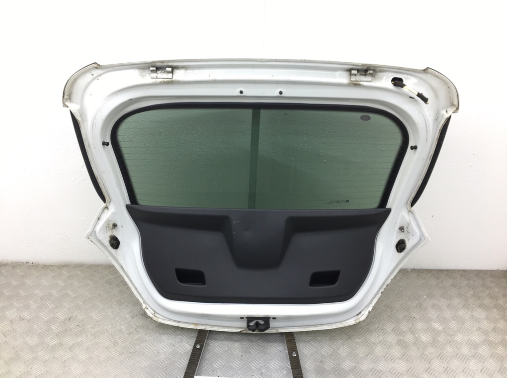 Крышка багажника для Opel Corsa, 2012 г. 1.4 i бензин б/у — фото 3