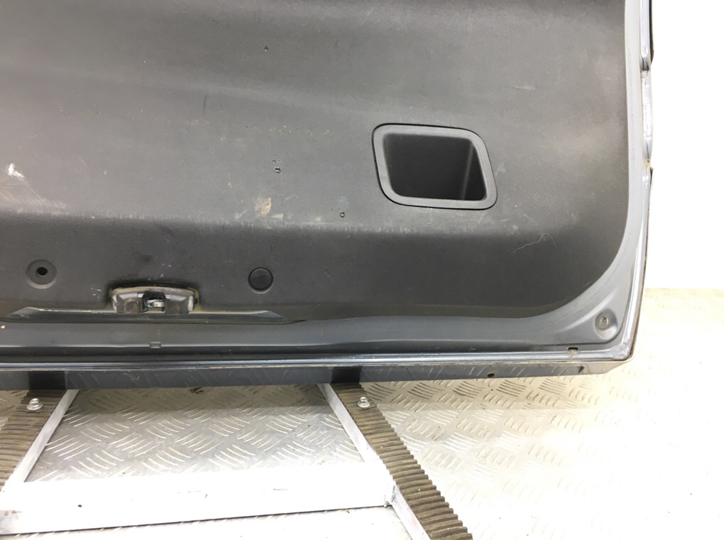 Крышка багажника для Citroen C4 Picasso, 2008 г. 2.0 HDi дизель б/у — фото 5