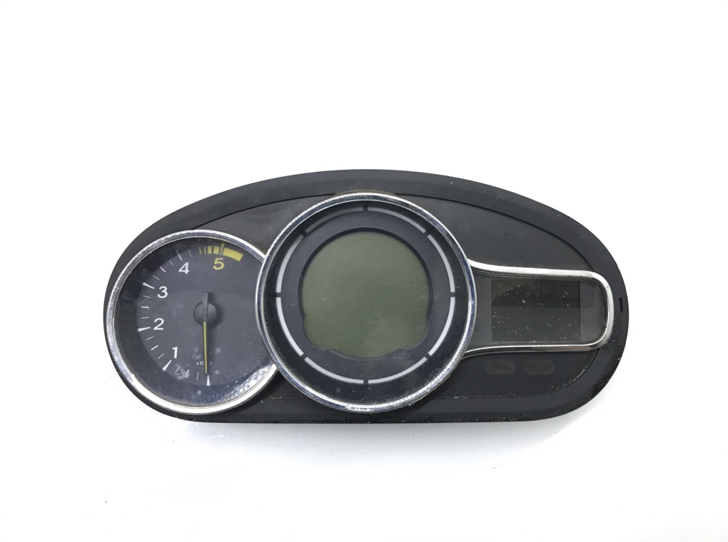 Щиток приборов (приборная панель) для Renault Megane, 2010 г. 1.5 DCi дизель б/у