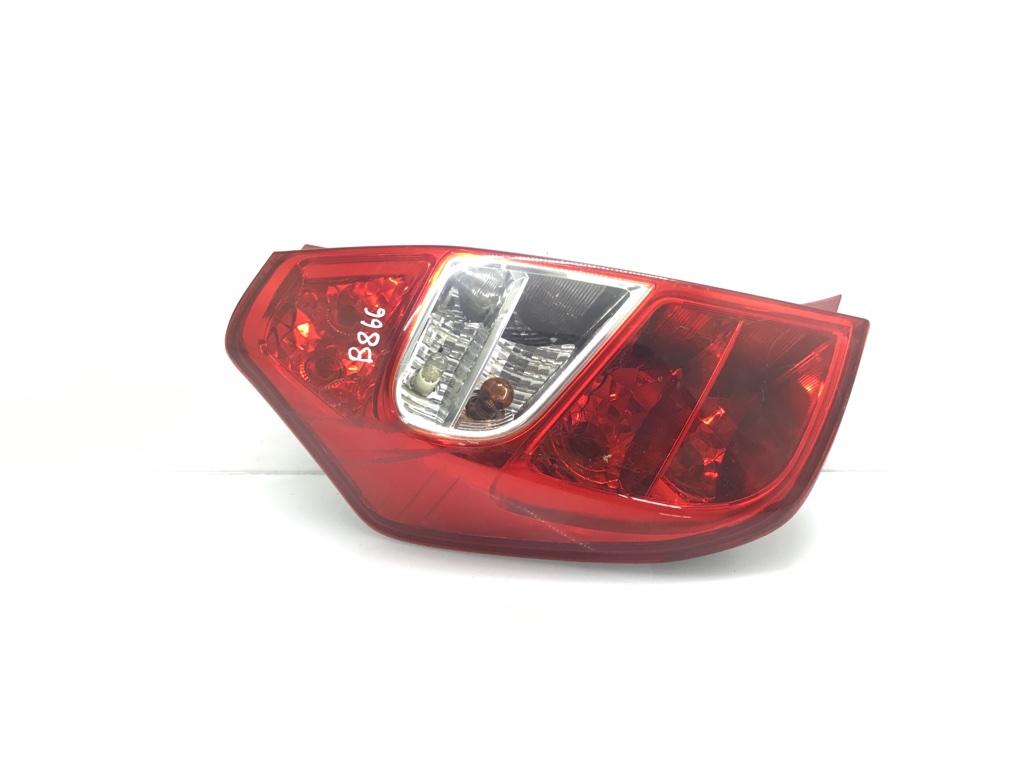 Фонарь задний левый для Hyundai i10, 2011 г. 1.2 i бензин б/у