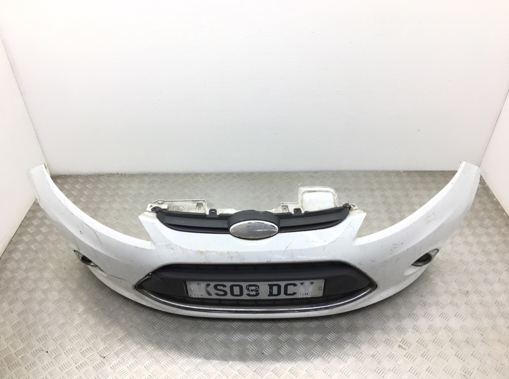 Бампер передний для Ford Fiesta, 2009 г. 1.4 TDCi дизель б/у — фото 2