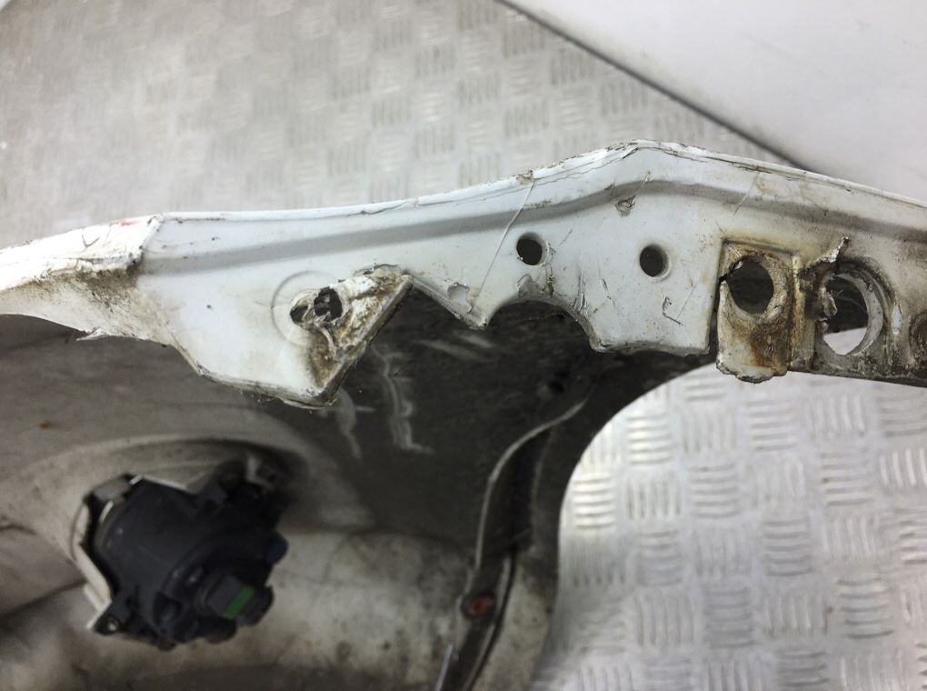 Бампер передний для Ford Fiesta, 2009 г. 1.4 TDCi дизель б/у — фото 11