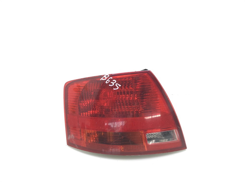 Фонарь задний левый для Audi A4, 2006 г. 2.0 TDi дизель б/у