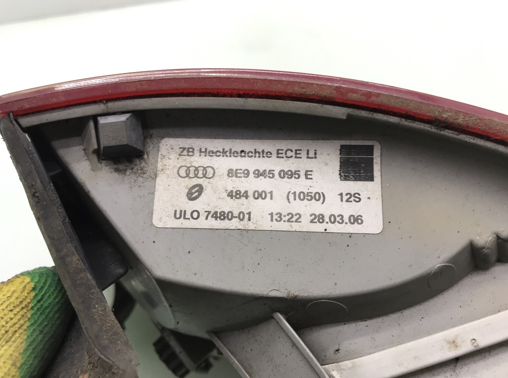 Фонарь задний левый для Audi A4, 2006 г. 2.0 TDi дизель б/у — фото 5