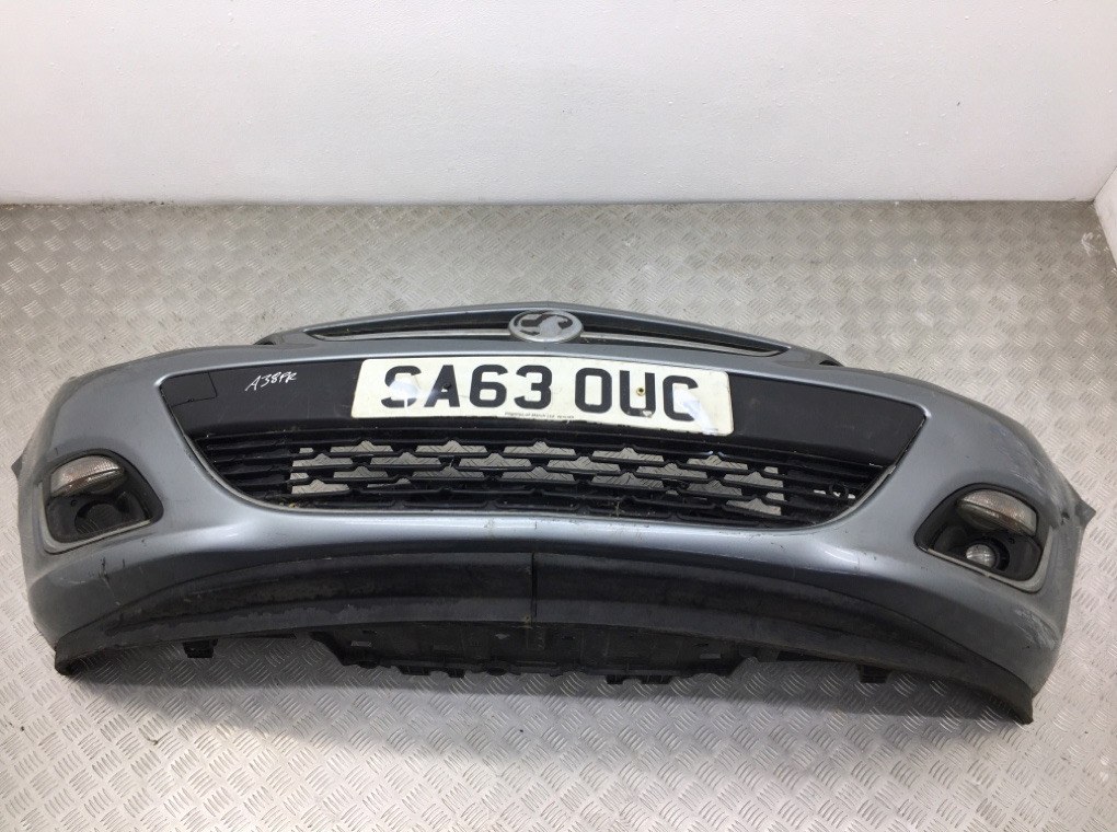 Бампер передний для Opel Astra, 2013 г. 1.4 i бензин б/у