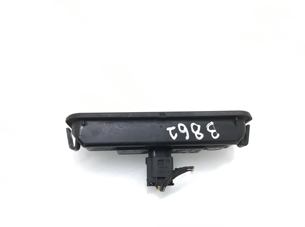 Кнопка открытия багажника для Ford Focus, 2013 г. 1.6 TDCi дизель б/у — фото 4