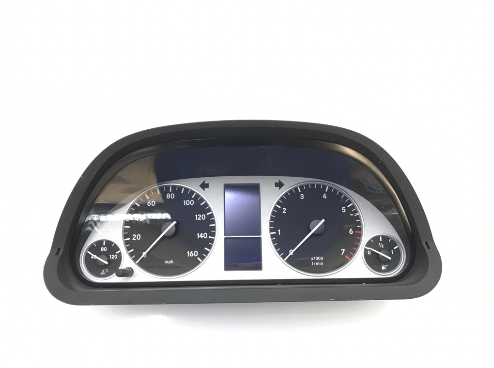 Щиток приборов (приборная панель) для Mercedes B W245, 2006 г. 1.5 i бензин б/у