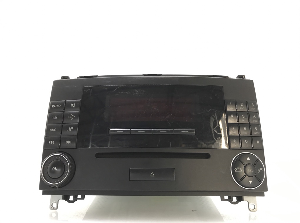 Магнитола для Mercedes B W245, 2006 г. 1.5 i бензин б/у