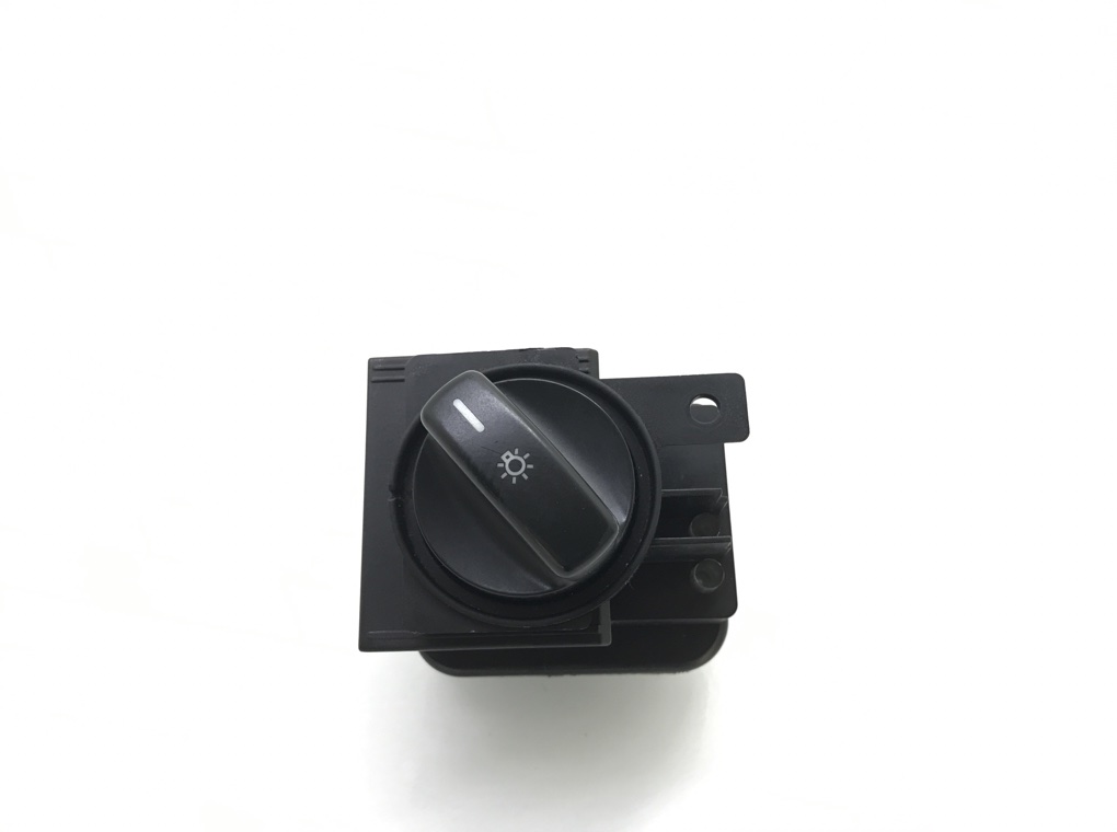 Переключатель света для Mercedes B W245, 2006 г. 1.5 i бензин б/у
