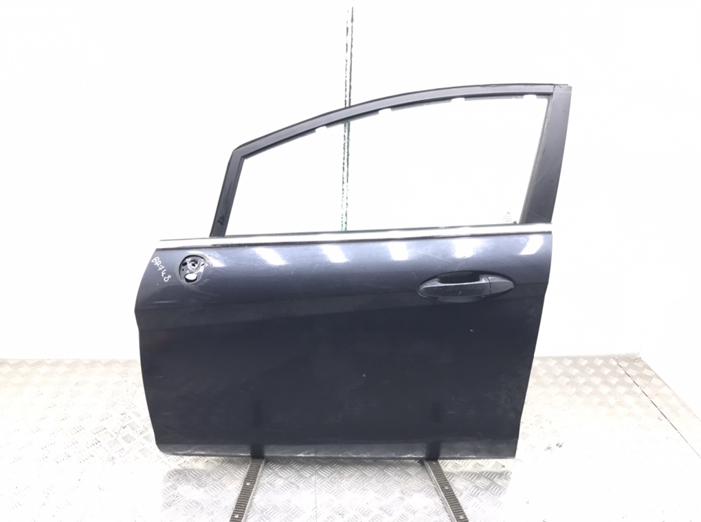 Дверь передняя левая для Ford Fiesta, 2009 г. 1.4 TDCi дизель б/у