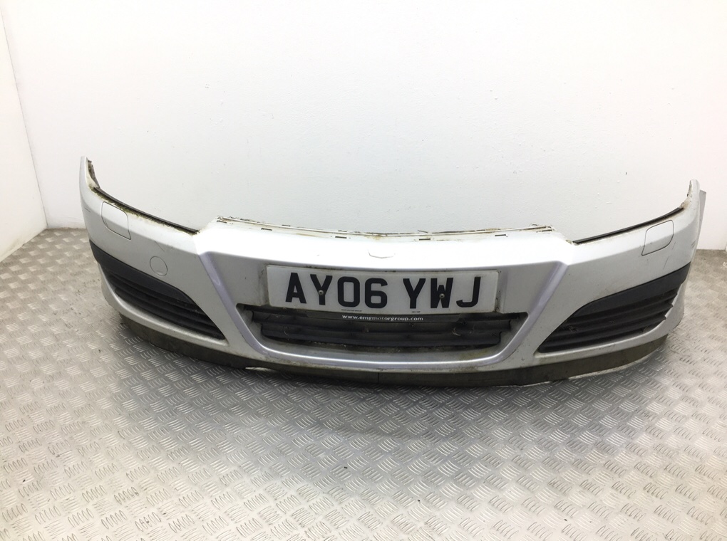 Бампер передний для Opel Astra, 2006 г. 1.4 i бензин б/у