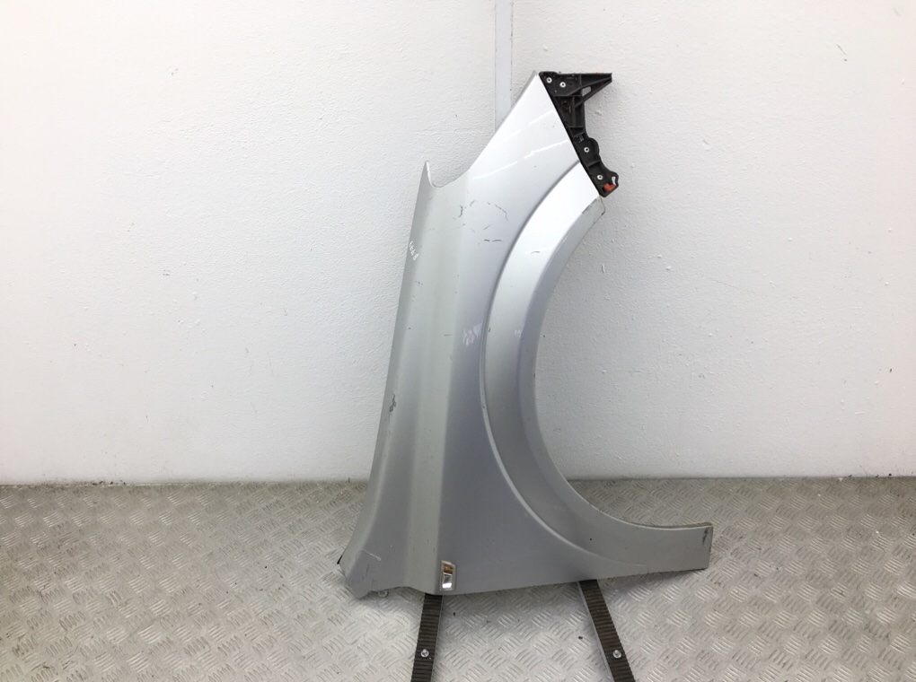 Крыло переднее правое для Opel Astra, 2009 г. 1.7 CDTi дизель б/у