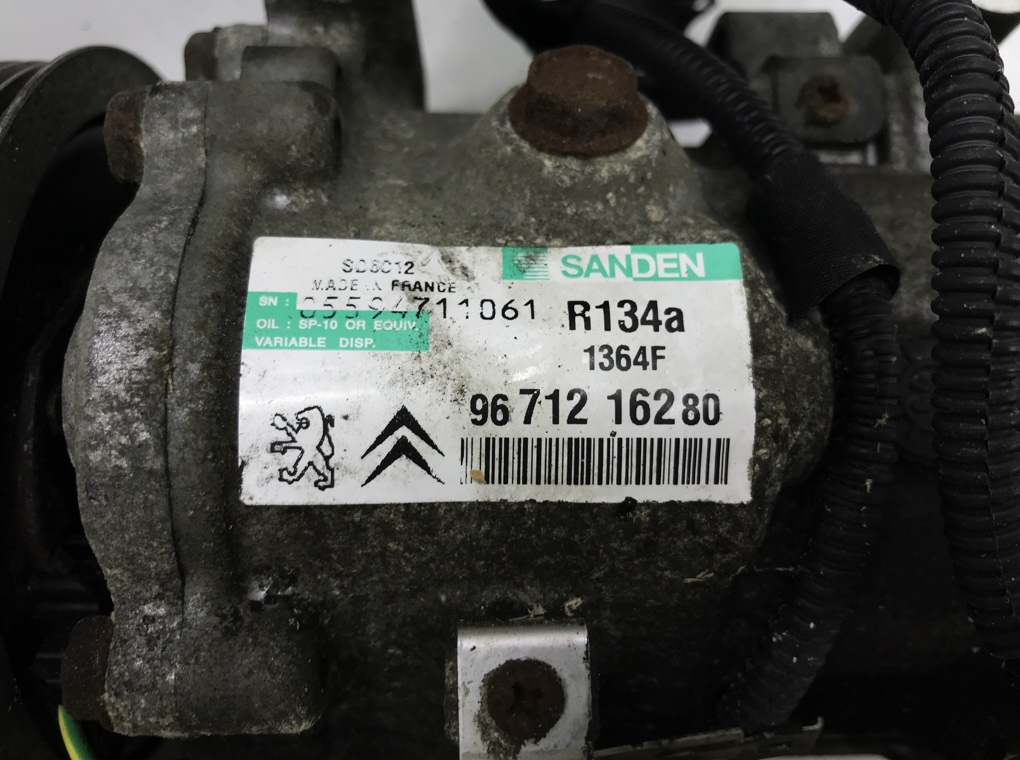Компрессор кондиционера для Citroen C3, 2011 г. 1.4 i бензин б/у — фото 5