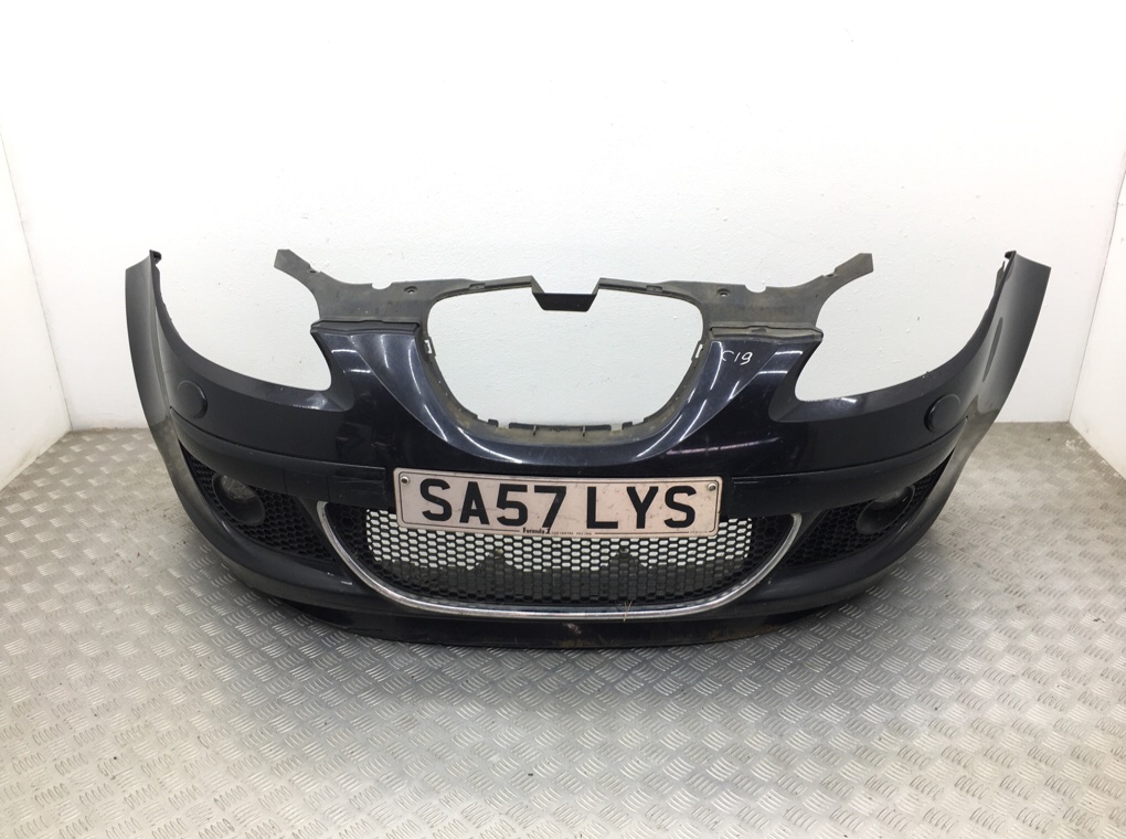 Бампер передний для Seat Toledo, 2007 г. 2.0 TDi дизель б/у