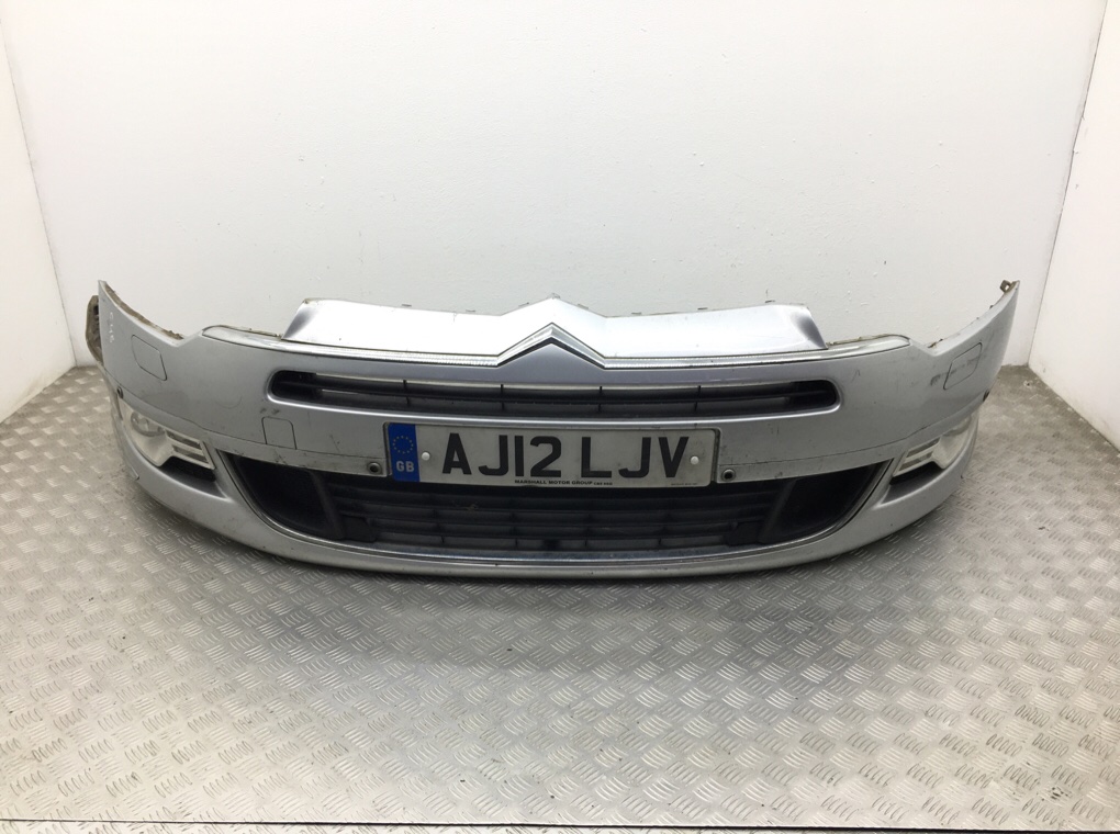 Бампер передний для Citroen C5, 2012 г. 1.6 HDi дизель б/у