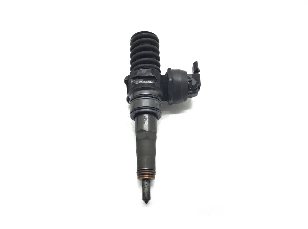 Форсунка для Volkswagen Golf, 2006 г. 2.0 SDi дизель б/у