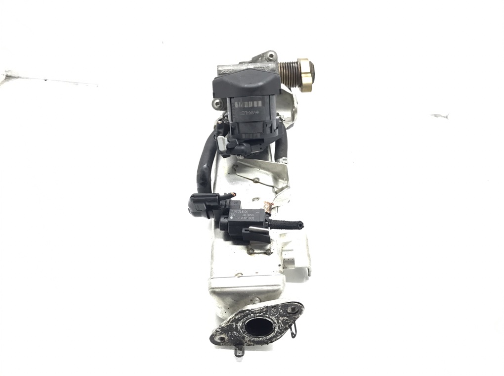 Клапан EGR для BMW 3 E90/E91/E92/E93, 2011 г. 2.0 TD дизель б/у — фото 2