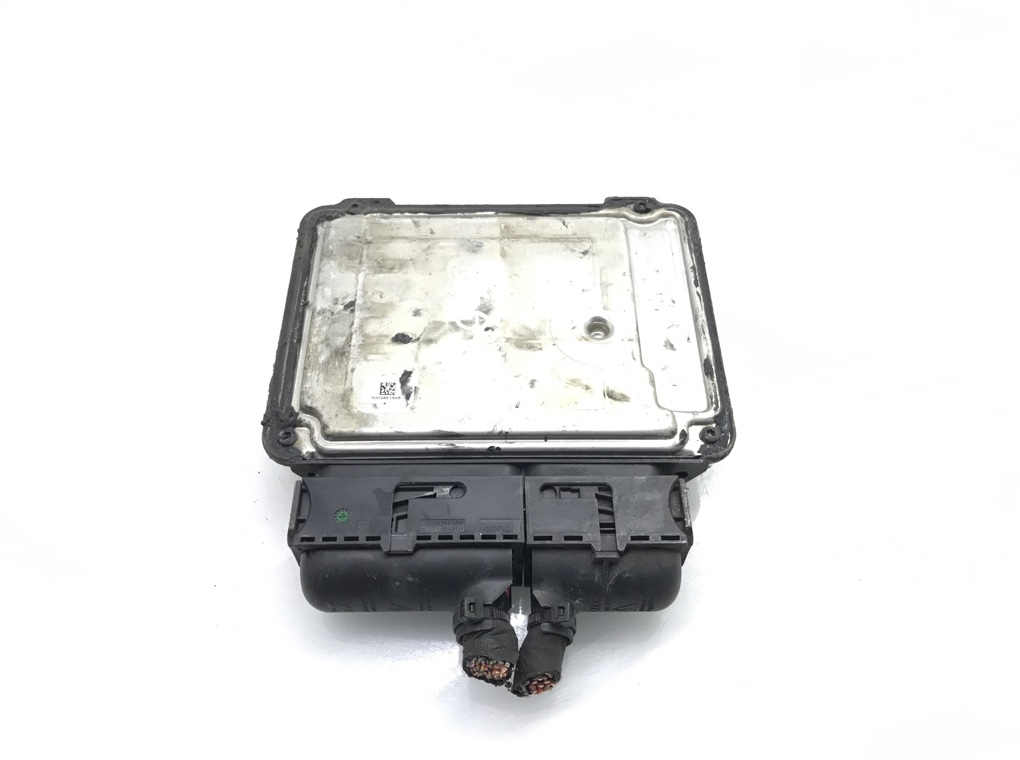 Блок управления двигателем для Volkswagen Passat, 2011 г. 2.0 TDi дизель б/у — фото 4
