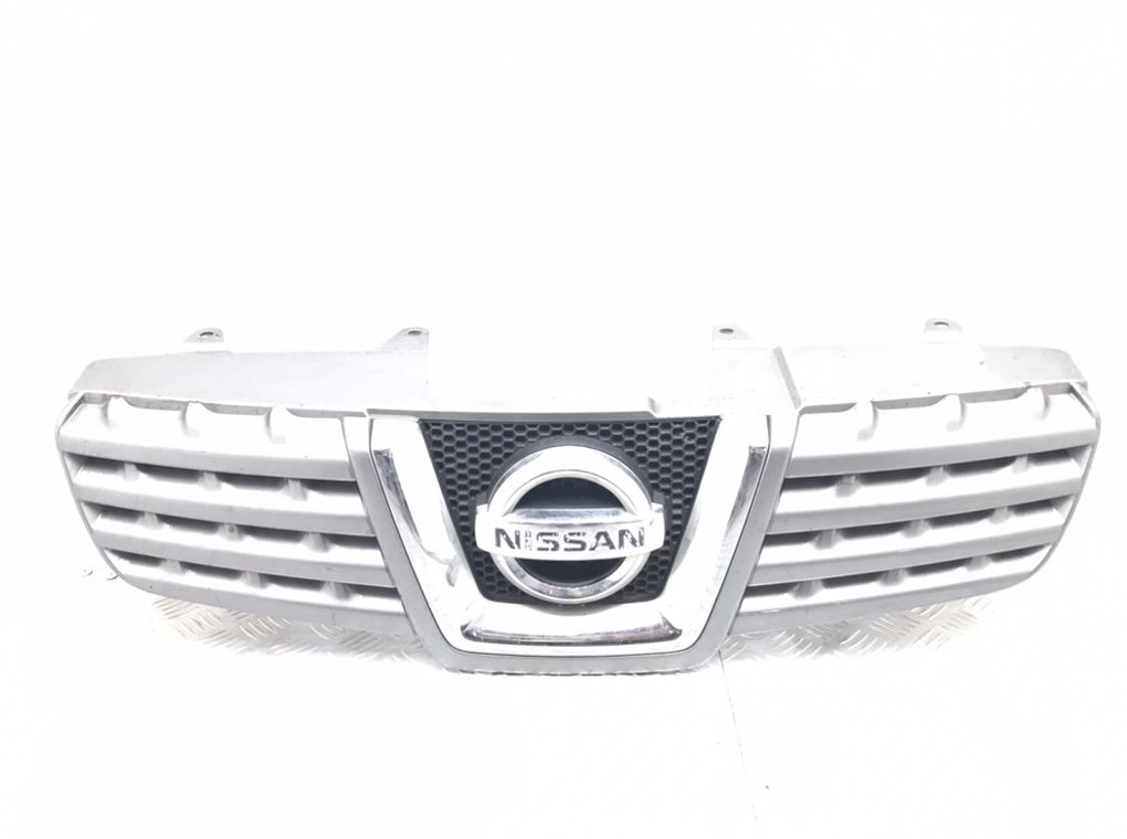 Решетка радиатора для Nissan Qashqai, 2009 г. 1.5 DCi дизель б/у