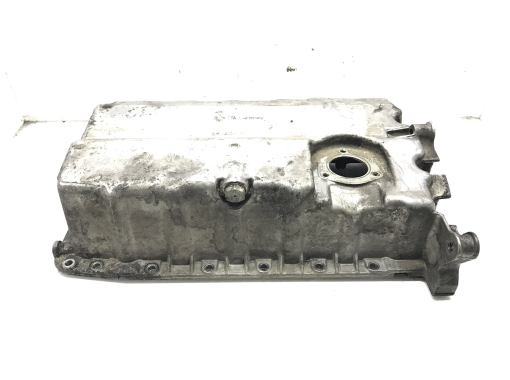 Поддон для Volkswagen Golf, 2005 г. 2.0 SDi дизель б/у
