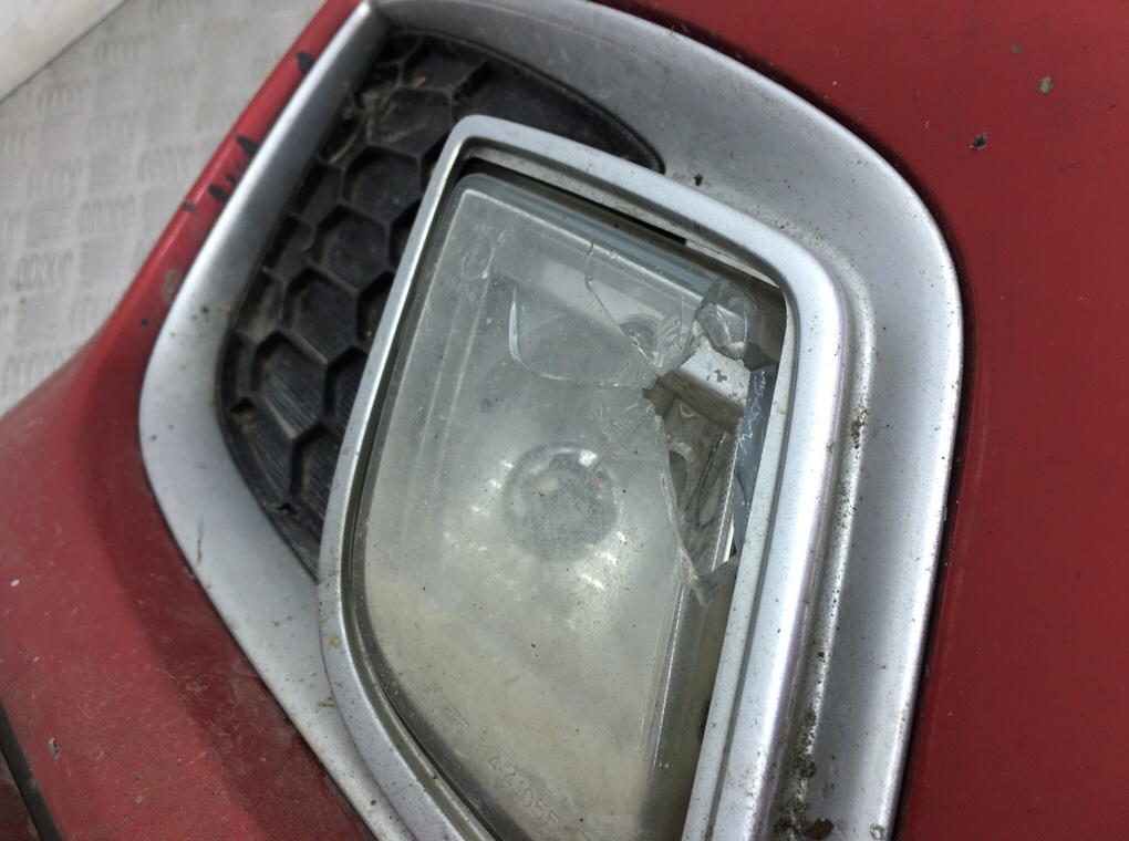 Бампер передний для Mazda 6, 2009 г. 2.2 CDTi дизель б/у — фото 11