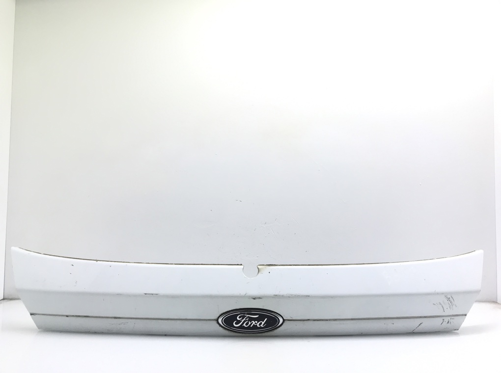 Накладка подсветки номера для Ford Fiesta, 2009 г. 1.4 TDCi дизель б/у
