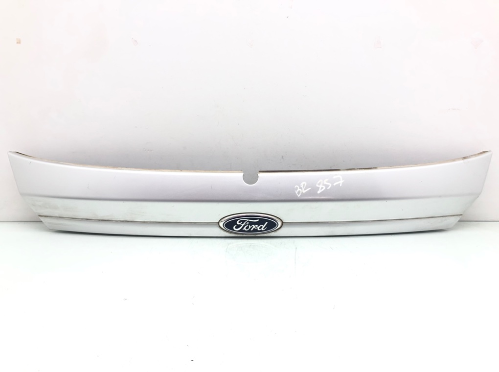 Накладка двери (крышки) багажника для Ford Fiesta, 2012 г. 1.2 i бензин б/у