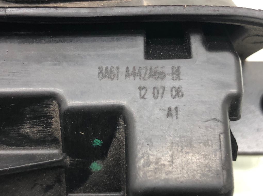 Замок багажника для Ford Fiesta, 2012 г. 1.2 i бензин б/у — фото 5