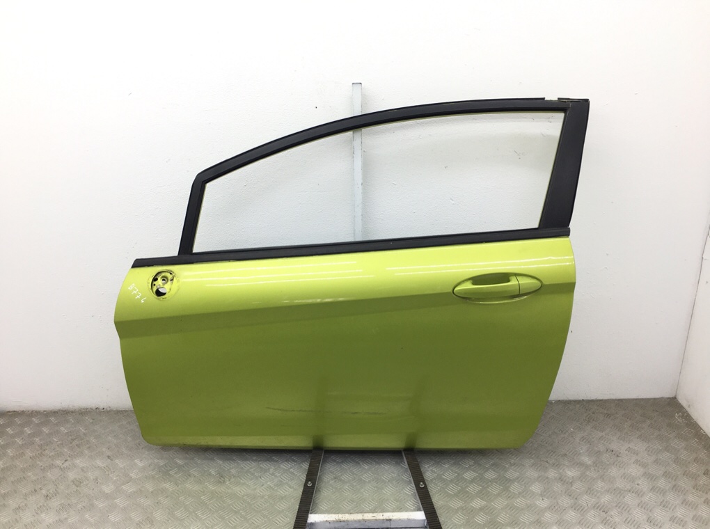 Дверь передняя левая для Ford Fiesta, 2010 г. 1.2 i бензин б/у